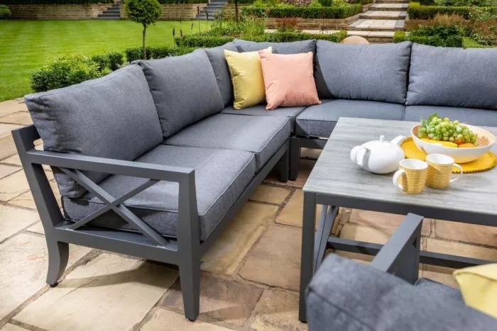 【Home&Garden】【BS】Hartman Sorrento Square Casual Dining Set With Gas Fire Pit & Lounge Chairs Corner Sofa set