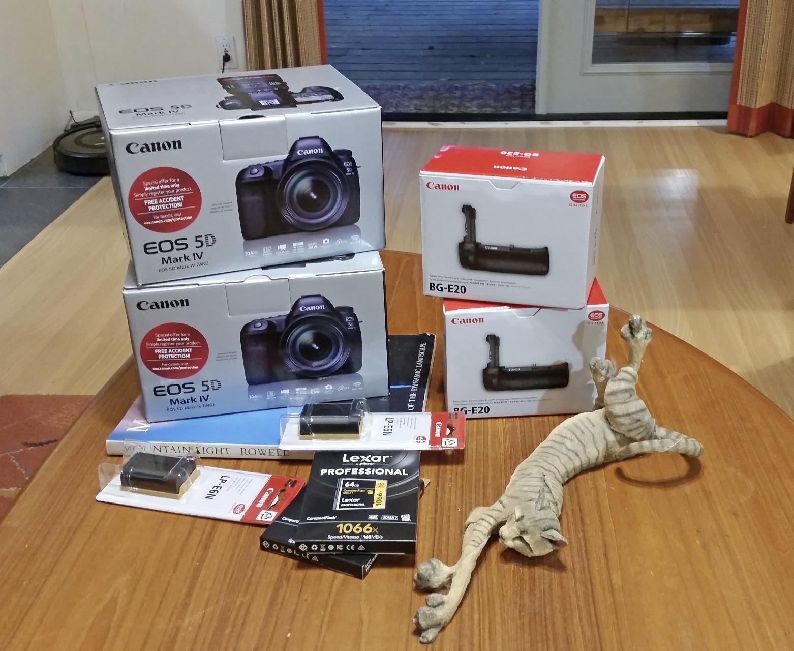 Canon EOS 5D Mark IV Full Frame Digital SLR Camera with EF 24-70mm f/4L IS USM Lens Kit with Canon EF 16–35mm f/2.8L III USM Lens《NO8》