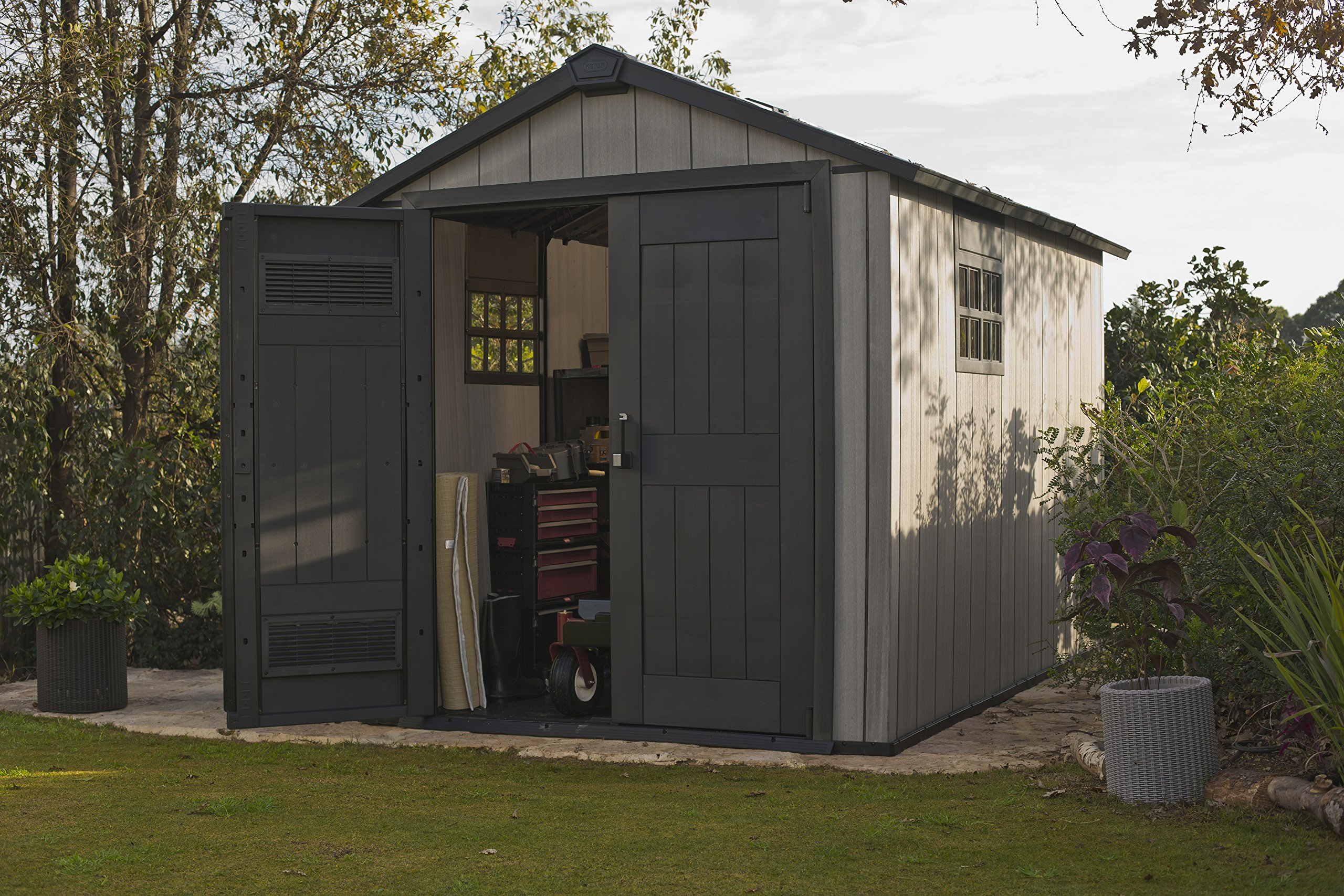 Keter Oakland Outdoor Plastic Garden Storage Shed Rainproof and Strong, Gray Non-Fade, 7.5 x 11 ft.